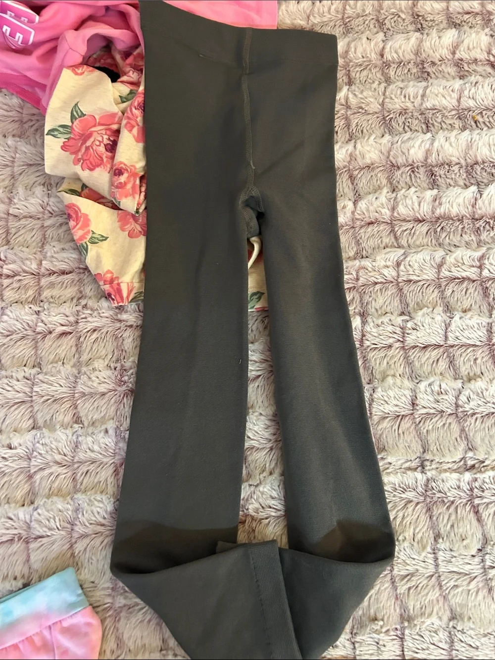 5pcs   Mixed Pj , leggings, top & hoodie size 7-8 or medium 
Custom Variety Pack - Picture 5 of 7